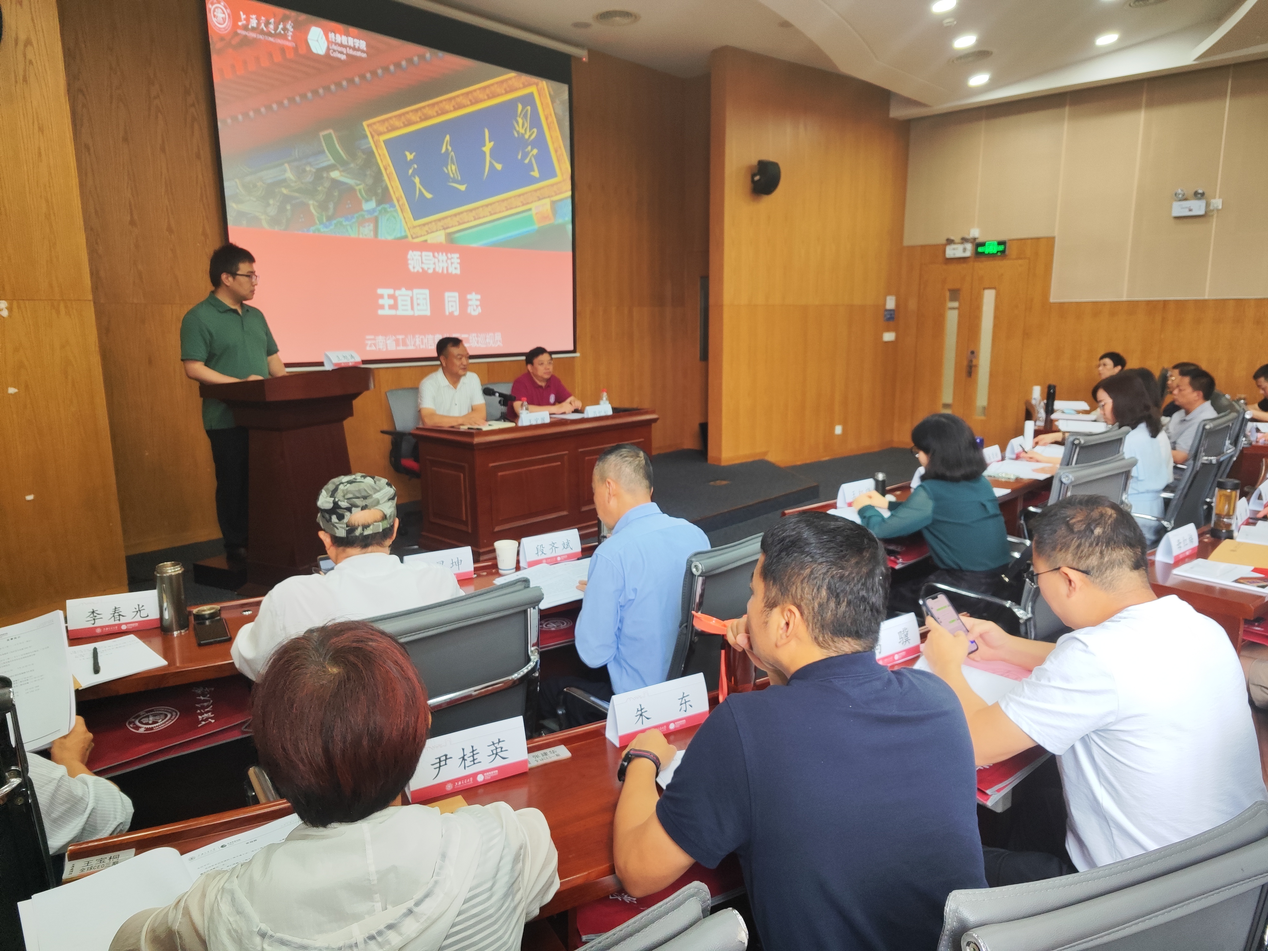 41af48b456b84d8d8b0da0732885bbe8.jpg 41af48b456b84d8d8b0da0732885bbe8.jpg